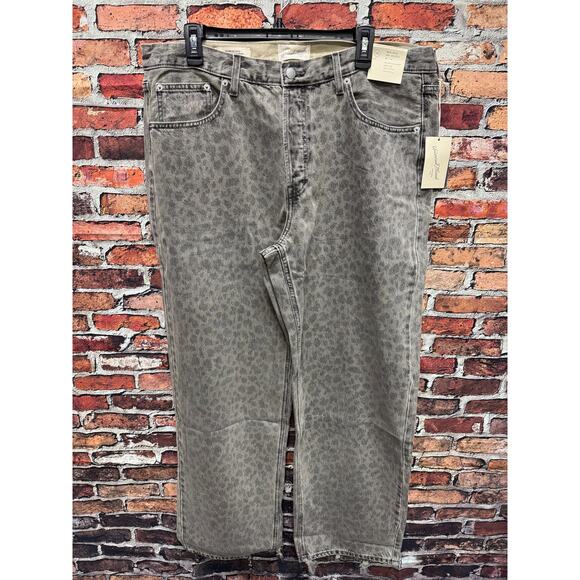 NWT Ladies Universal Thread Light Beige Animal Print Mid Rise 90s Bagging  Sz 14 - Picture 1 of 3